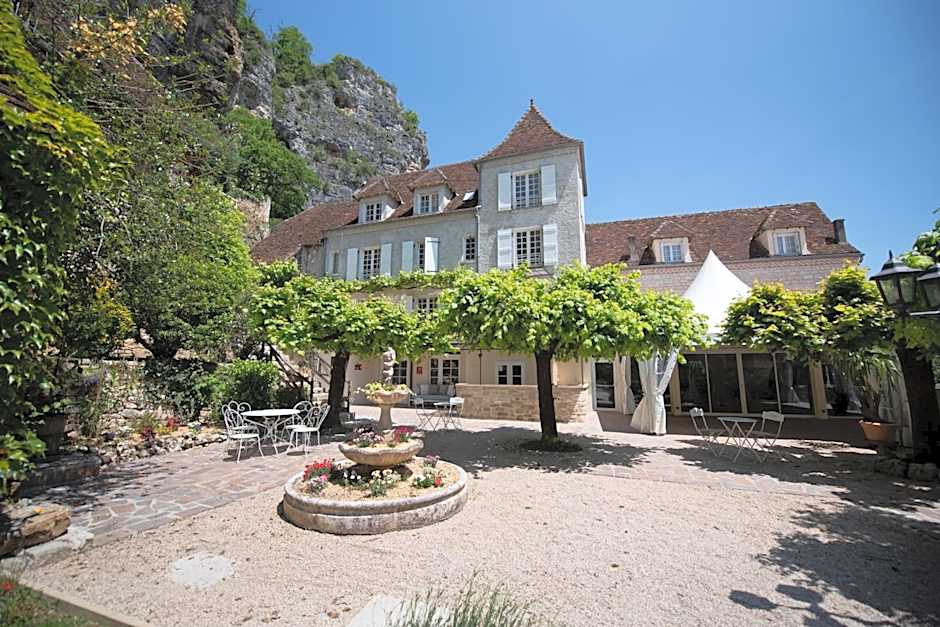 Logis Hotels - Hotel Restaurant Domaine Les Falaises