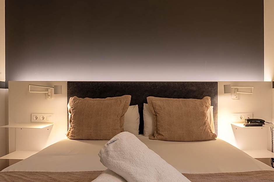 May Ramblas Hotel