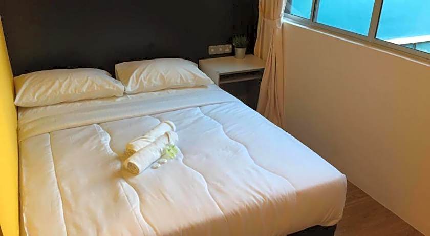 Monaco Boutique Hotel Kampung Air