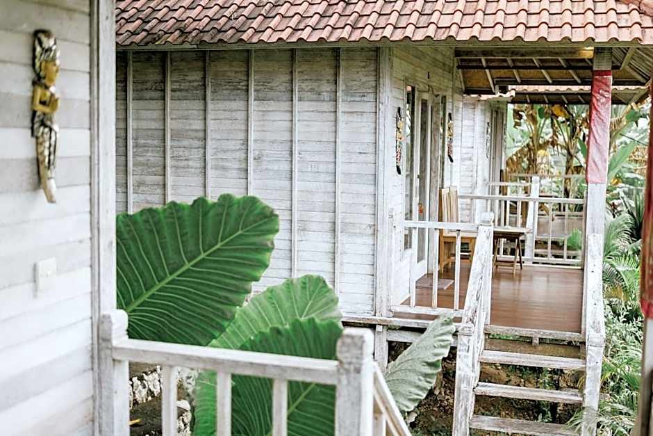 Lanussa Hill Villa