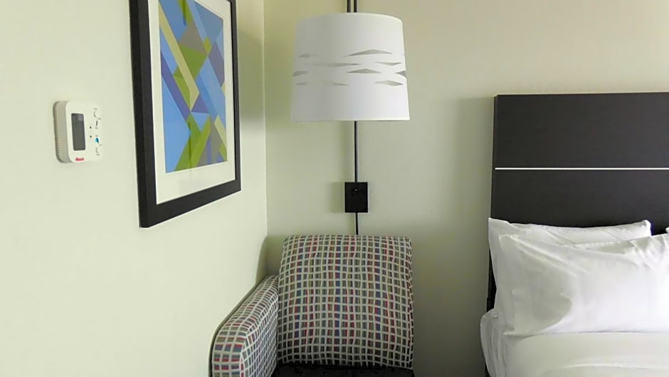 Holiday Inn Express - Coventry S - West Warwick Area, an IHG Hotel