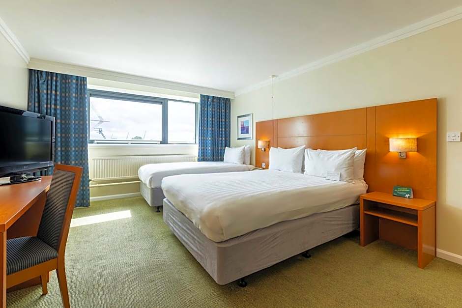 Holiday Inn Cardiff City By IHG