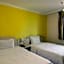 7 Days Inn Zhongshan University of Electronic Science and Technology the Mixc