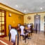 Econo Loge Inn & Suites Albuquerque East I-40 Eubank Exit