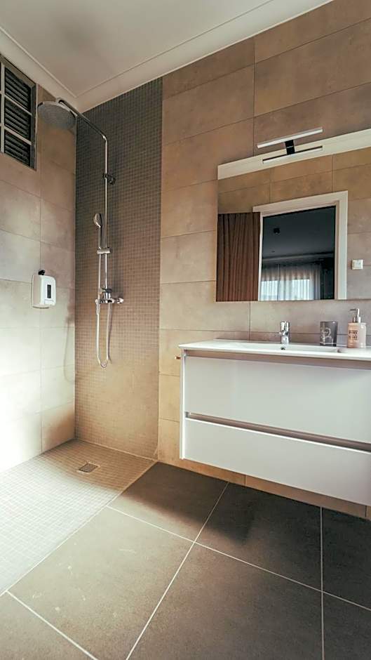 Vila Milreu Guest House