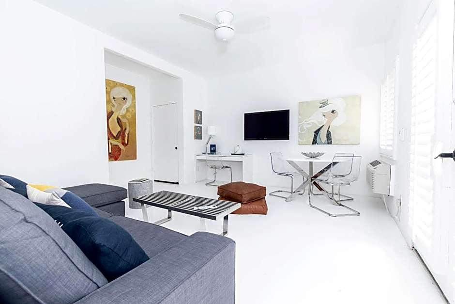 Alcazar Palm Springs