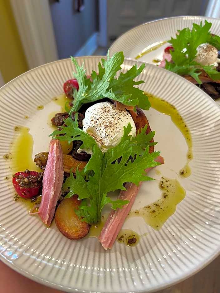 La Maison de Ville - bed & bistro