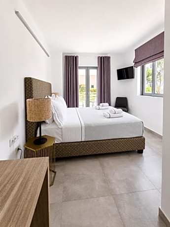Deluxe Double | Ground Floor