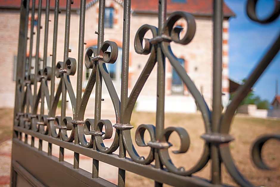 Chai du Chateau de Morteuil