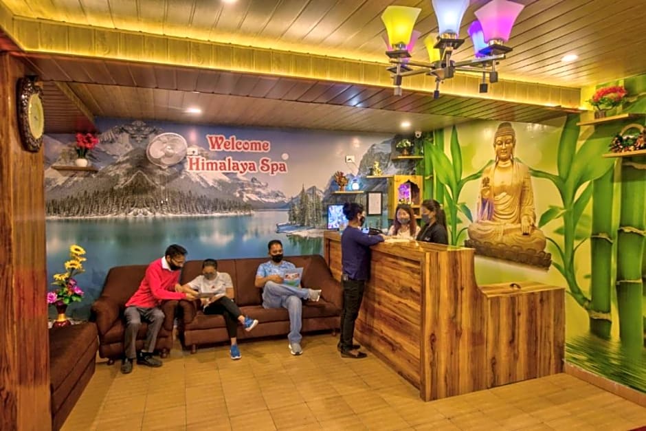 Goroomgo i Bex Manali