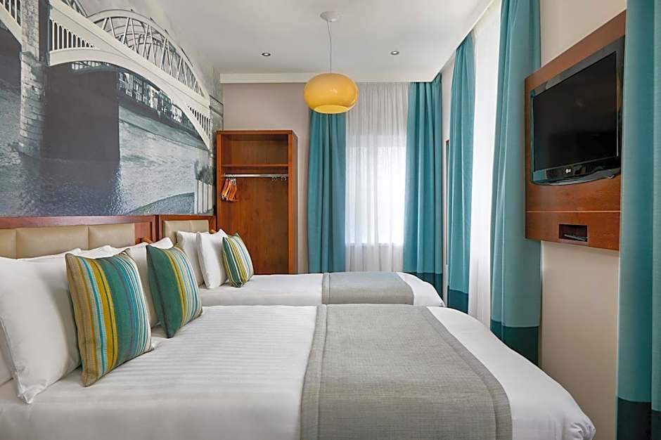 Seraphine Hammersmith Hotel