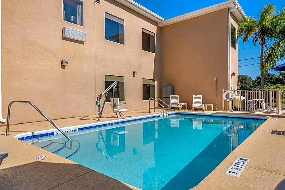 Quality Inn Zephyrhills-Dade City