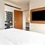 Cambria Hotel Boston Downtown-Seaport