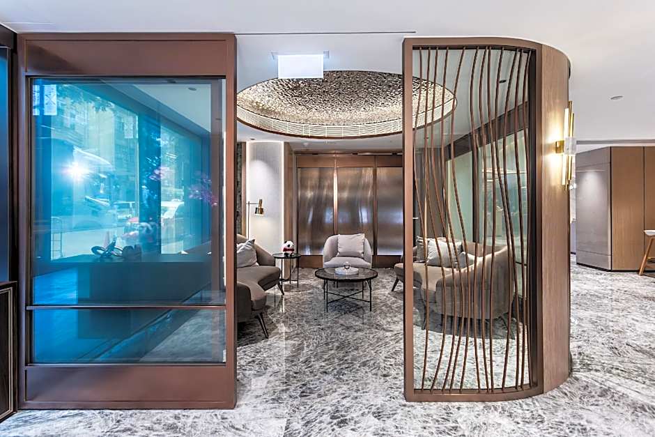 The Wharney Guang Dong Hotel