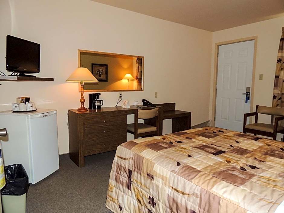 Photo 1 of 2 of 1 Double Bed