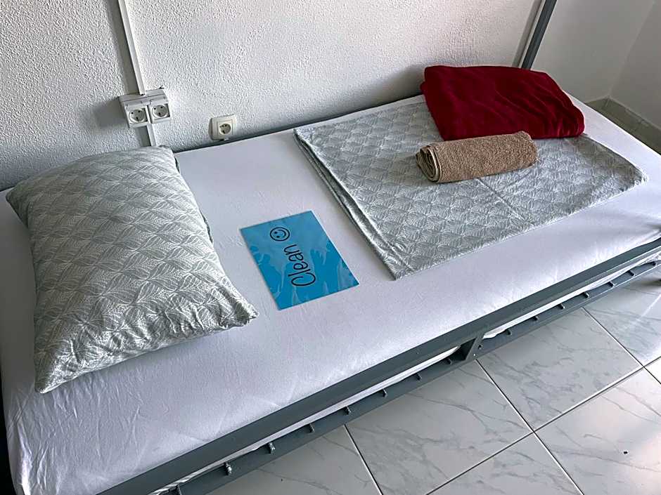 Photo 1 of 15 of Bunk Bed in Mixed Dormitory Room