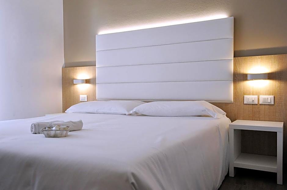 Hotel Etna