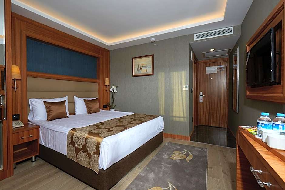 Ilkbal Deluxe Hotel Istanbul