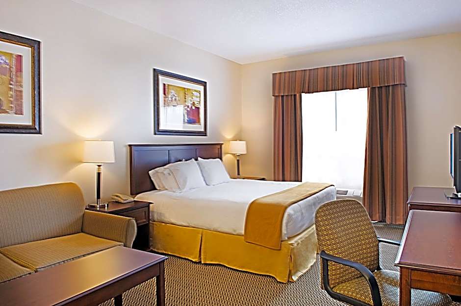 Holiday Inn Express Hotel & Suites - Slave Lake By IHG