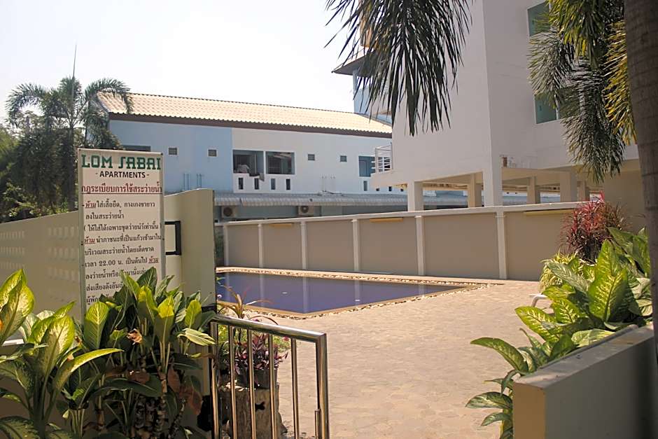 Lomsabai Apartments Chon Buri