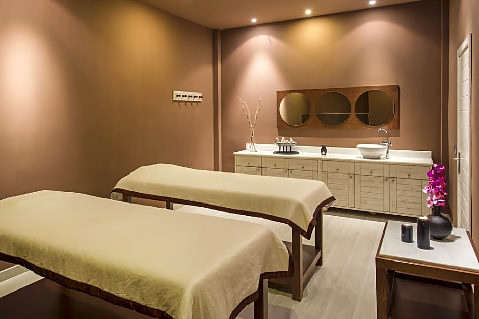 Iberostar Waves Club Cala Barca