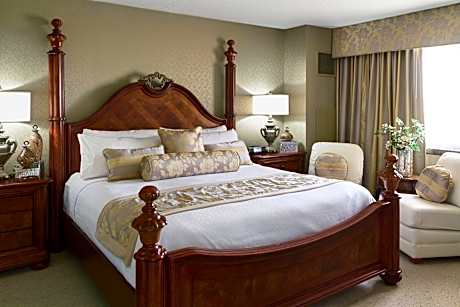 Presidential King Suite
