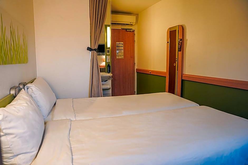 ibis budget Bayeux