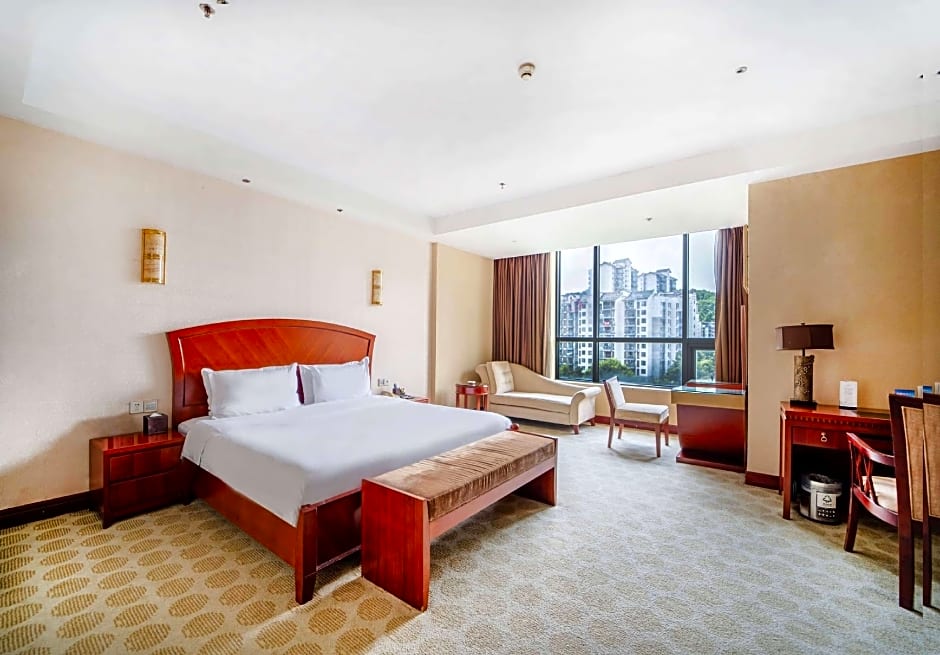 Ramada Plaza by Wyndham Chongqing West