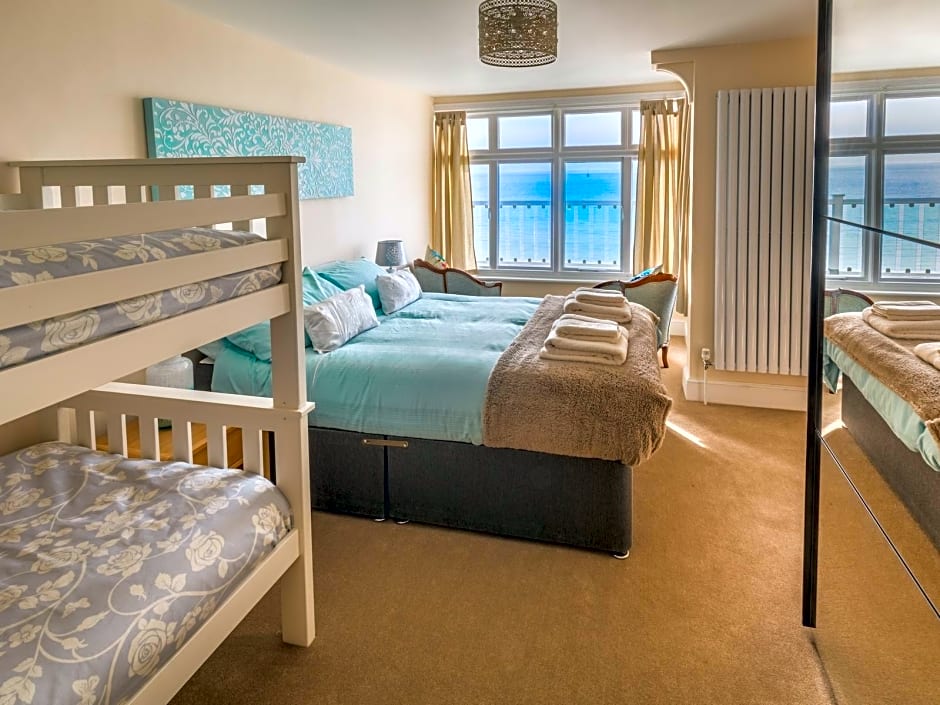 Beachside Apartment On The Beach