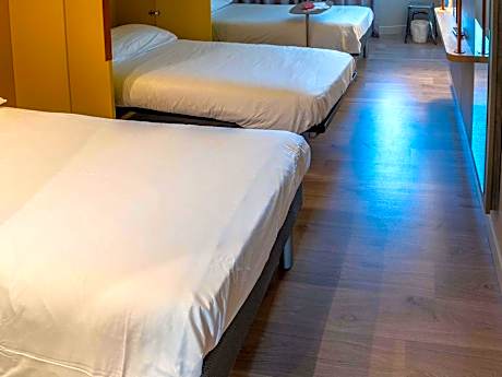 Triple Room With Twin Beds