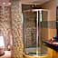 Tiffany Diamond Hotel