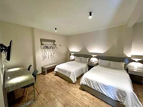 Standard Double Suite