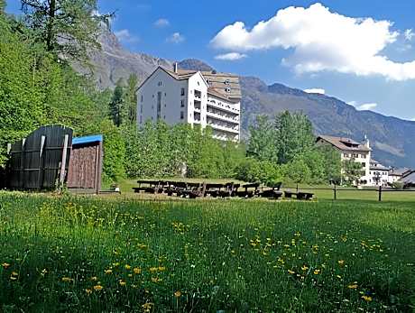 Hotel Schweizerhof Sils Maria, a Faern Collection Hotel