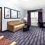 La Quinta Inn & Suites by Wyndham Hinesville - Fort Stewart