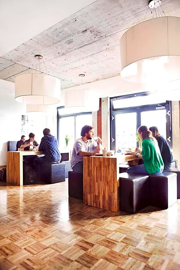 Five Elements Hostel