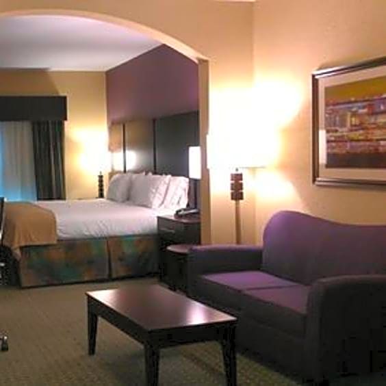 Holiday Inn Express Baton Rouge North, an IHG Hotel