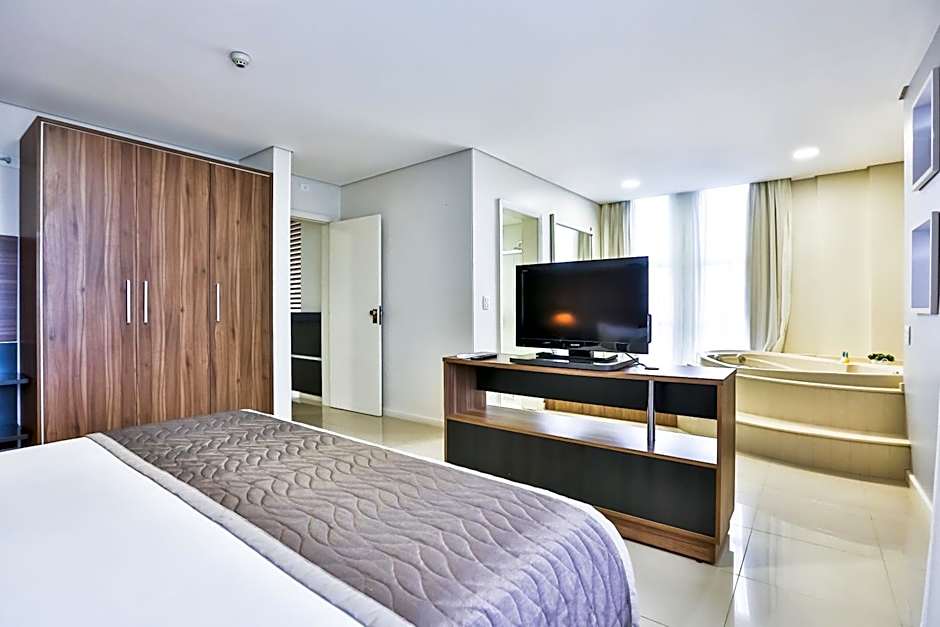 Wyndham Golden Foz Suítes