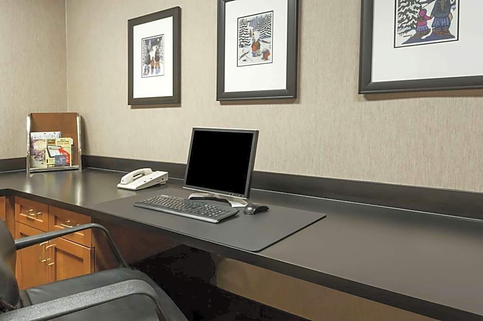 Wingate by Wyndham Edmonton West