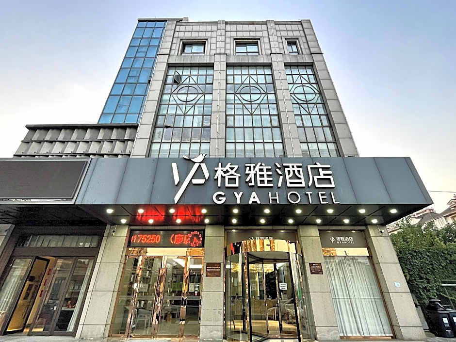 GYA Jiaxing Tongxiang City Century Avenue Hotel