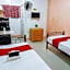 RedDoorz near SGM Condotel Villa Beach Iloilo