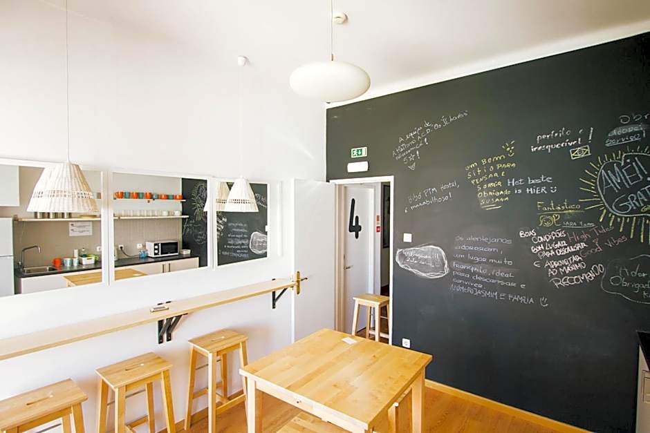 PTM DownTown Hostel&Suites