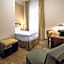 Esplanade Self Check-in Hotel
