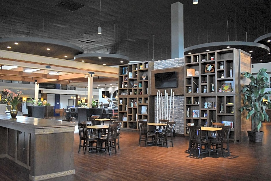 Ramada Plaza by Wyndham Omaha – Omaha, NE