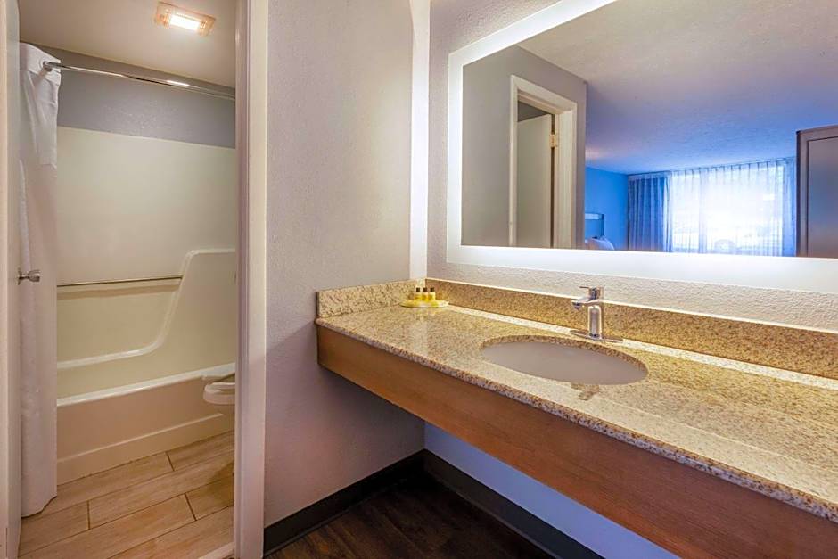 Travelodge by Wyndham Charles Town - Harpers Ferry