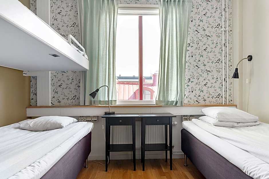 Photo 1 of 4 of Standard 2 Twin Beds