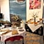 Yasha Hotel