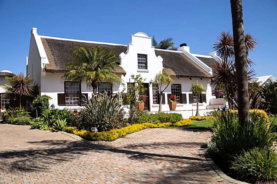 Cape Village Lodge