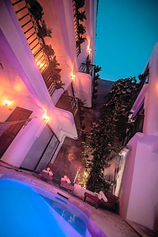 Banana Boutique Hotel