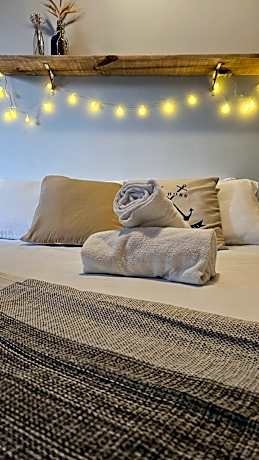 Quadruple Room with Private Bathroom