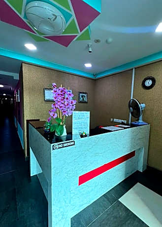 DE GLORY HOTEL USJ 21